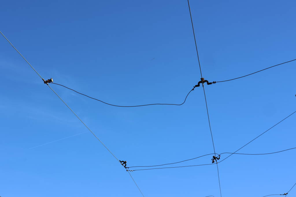 The tram catenary has definitely seen better times.