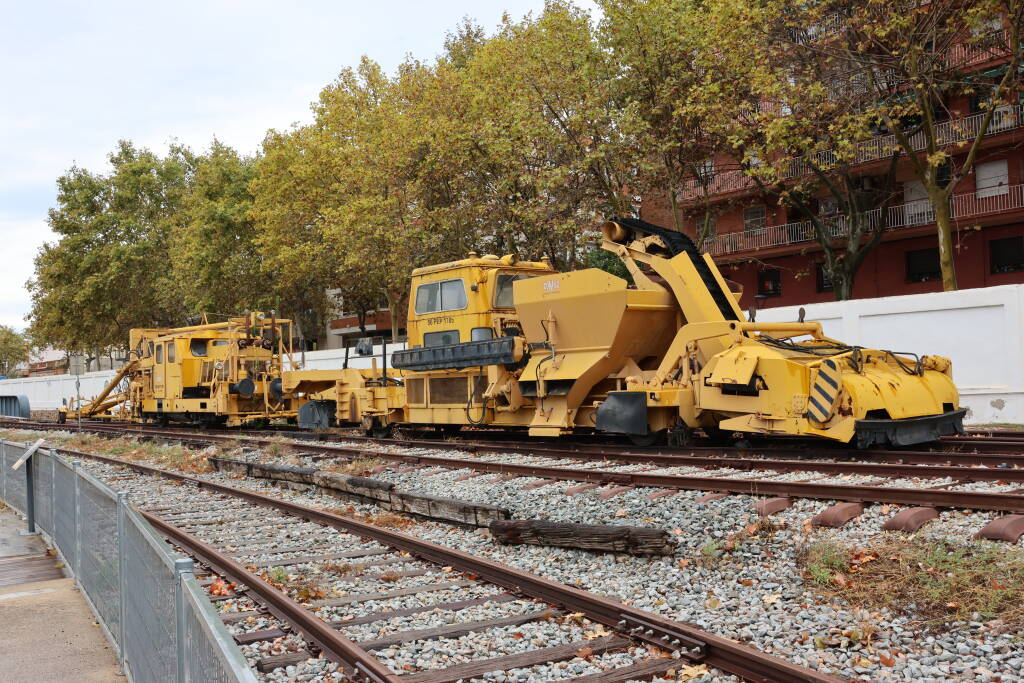 Railway museum, Vilanova i la Geltrú. This looks like a gravel cleaner.