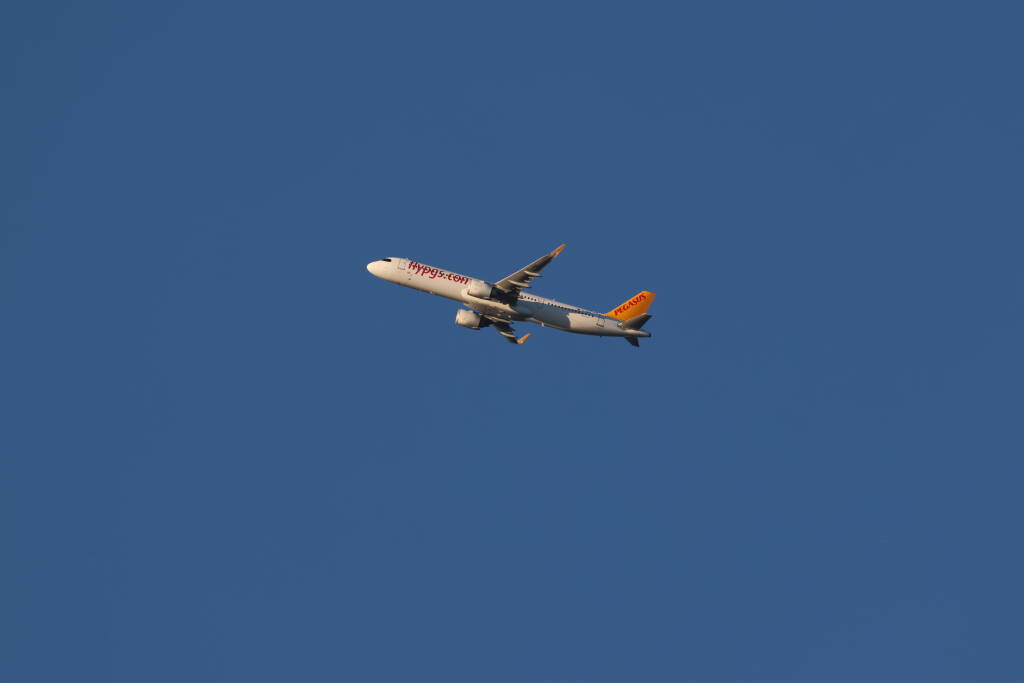 Airbus A321 TC-PGC from Praha to Istanbul