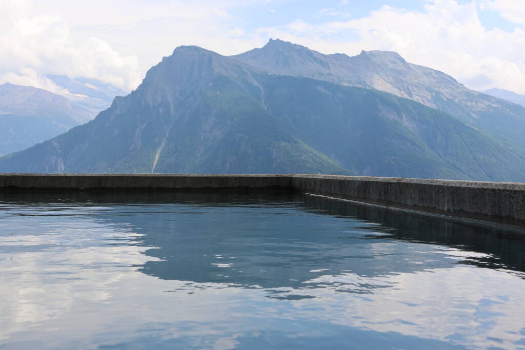 Buffer water reservoir.