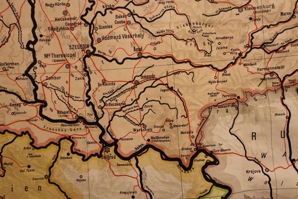The same wall map. What is Gr. Kikinda?