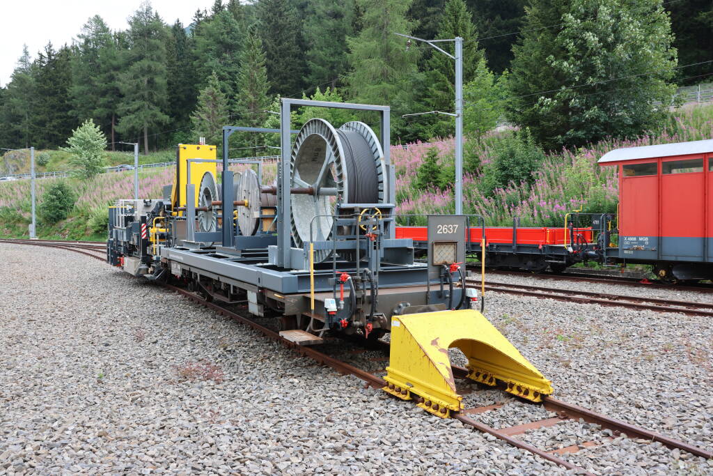 Back to the train station. Train cars and spools.