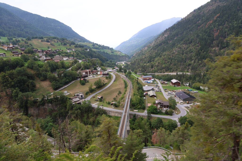 Grengiols. Down there we'll be in a while.