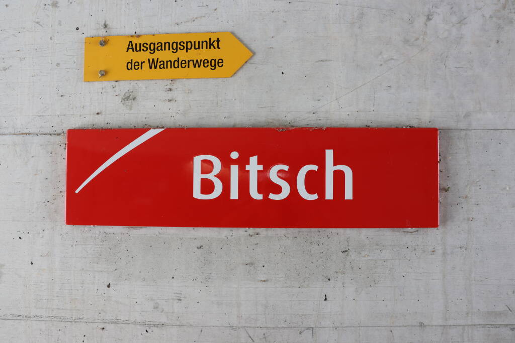 Before reaching Bitsch station, the relocated section ends, and I may return to Brig now.