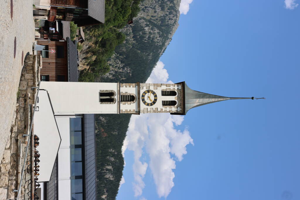 Church of Jakob the Saint in Mund. The tower is historical but the rest of the church looks quite modern.