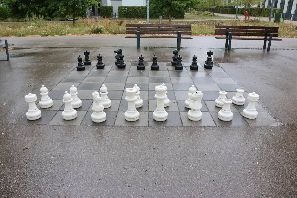 München. Chess.