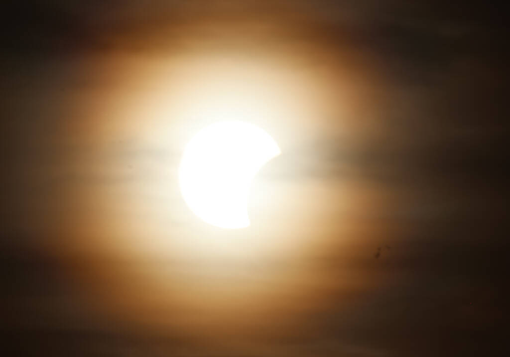 Cloud is getting thinner.